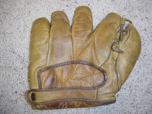 Tommy Holley Nokona G6 Back